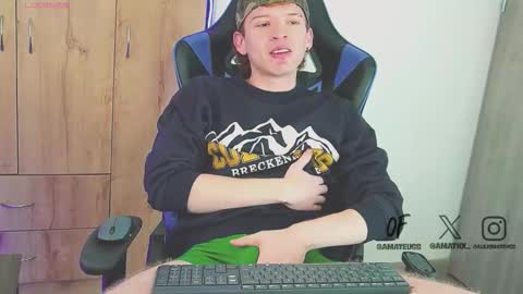 Snapshot of mathwx_ chatting on 5, 12, 2025 Alejandro Alex online show from 5, 12, 2025