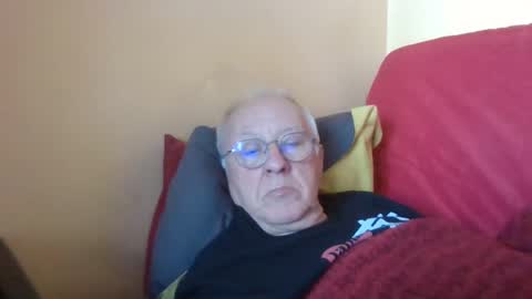 Snapshot of matricule4246 chatting on 5, 3, 2025 joyaam79 online show from 5, 3, 2025