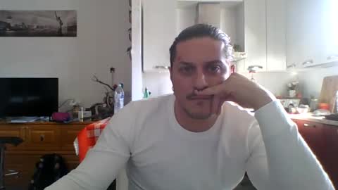 matteushh87 online show from 4, 2, 2025