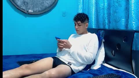 matthew_hawk19 online show from 1, 2, 2025