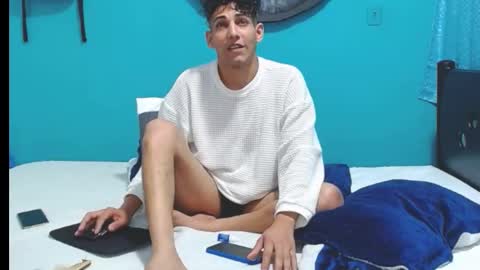 matthew_hawk19 online show from 2, 2, 2025