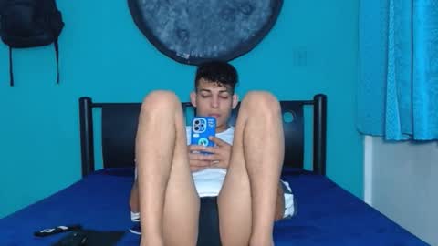 matthew_hawk19 online show from 9, 2, 2025