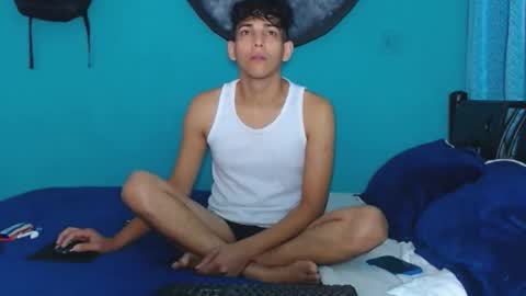 matthew_hawk19 online show from 12, 2, 2025