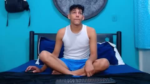 matthew_hawk19 online show from 3, 3, 2025