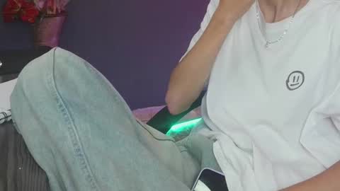 Snapshot of mattias_dantee chatting on 8, 11, 2025 mattias online show from 8, 11, 2025