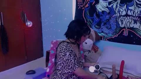 mattilda_18 online show from 18, 9, 2025