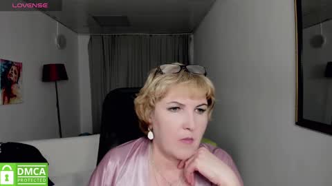 Lana online show from 21, 12, 2024