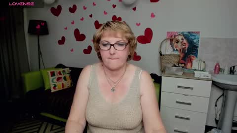 Lana online show from 23, 2, 2025