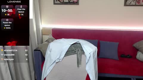 Snapshot of mature_blonde7 chatting on 20, 11, 2025 Lana online show from 20, 11, 2025