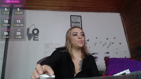 Mature liaa online show from 11, 1, 2025