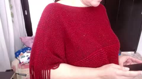 Snapshot of mature_wolf chatting on 12, 12, 2024 Sonia online show from 12, 12, 2024