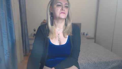 maturediana online show from 18, 12, 2024