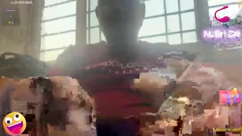 Snapshot of maturedman_44 chatting on 11, 11, 2025 DEV online show from 11, 11, 2025