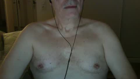 Snapshot of maturehotman chatting on 8, 12, 2024 maturehotman online show from 8, 12, 2024