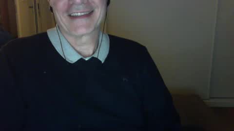 Snapshot of maturehotman chatting on 7, 1, 2025 maturehotman online show from 7, 1, 2025