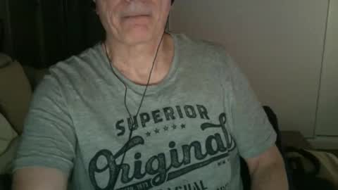 Snapshot of maturehotman chatting on 9, 1, 2025 maturehotman online show from 9, 1, 2025