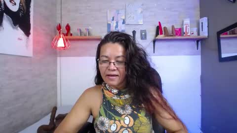 Snapshot of maturepure_ chatting on 13, 10, 2025 maturepure_ online show from 13, 10, 2025