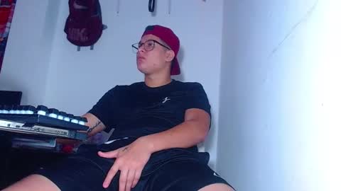 maty219 online show from 19, 11, 2025