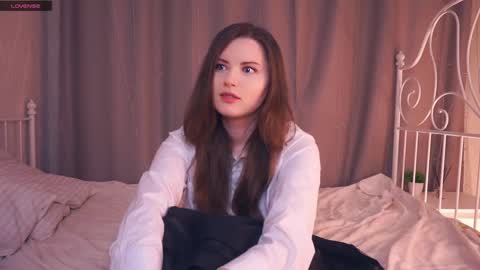 Lily online show from 2, 2, 2025