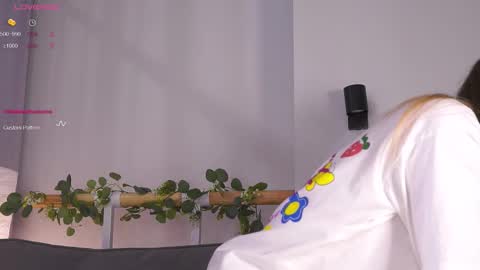 Lily online show from 14, 9, 2025