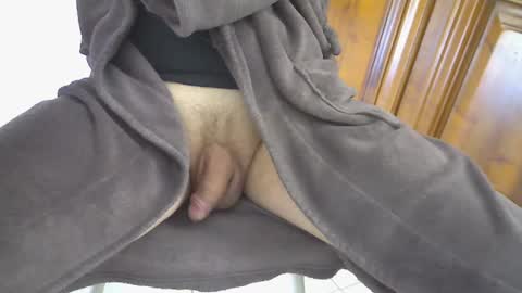 Snapshot of mauluni2 chatting on 2, 3, 2025 mauluni2 online show from 2, 3, 2025