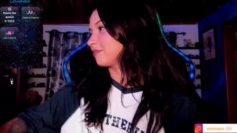 Hilary online show from 22, 10, 2025