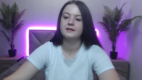 Snapshot of mavkacute chatting on 11, 9, 2025 MavkaCute online show from 11, 9, 2025