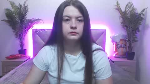Snapshot of mavkacute chatting on 5, 10, 2025 MavkaCute online show from 5, 10, 2025