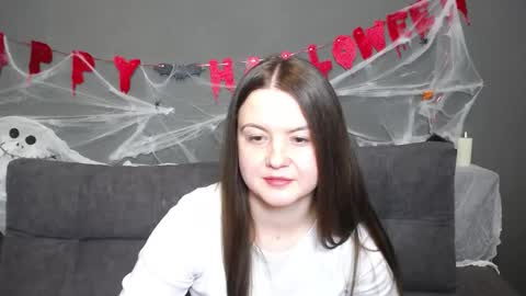 Snapshot of mavkacute chatting on 16, 10, 2025 MavkaCute online show from 16, 10, 2025