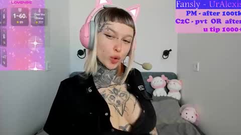 Snapshot of max69alexa chatting on 30, 10, 2025 Ur sweet heart online show from 30, 10, 2025