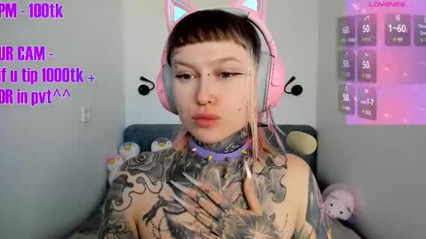 Snapshot of max69alexa chatting on 24, 11, 2025 Ur sweet heart online show from 24, 11, 2025