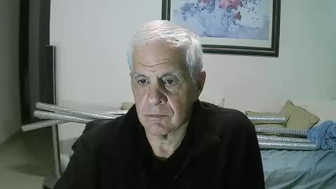 Snapshot of max_2017 chatting on 29, 10, 2025 max_2017 online show from 29, 10, 2025