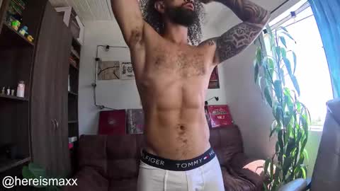 Max Follow me IGX hereismaxx online show from 25, 10, 2025