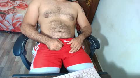 max_love25 online show from 4, 12, 2025