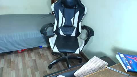 max_love25 online show from 22, 2, 2026