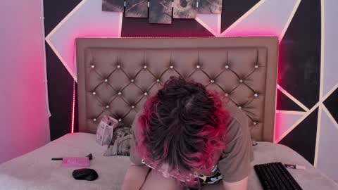 Max lover1 online show from 18, 12, 2024