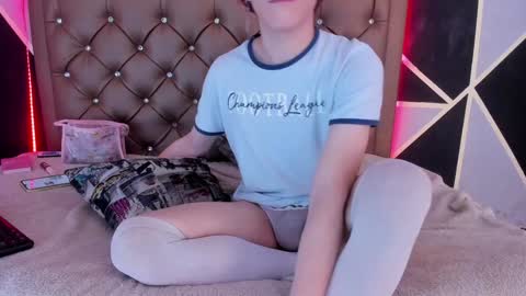 Max lover1 online show from 20, 12, 2024