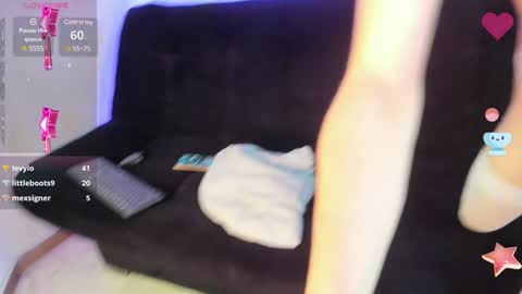 Max lover1 online show from 7, 2, 2025