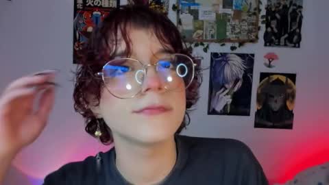 Snapshot of max_lover1 chatting on 20, 12, 2025 Max lover1 online show from 20, 12, 2025