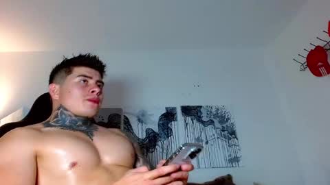 Maximo Mayer online show from 1, 1, 2025