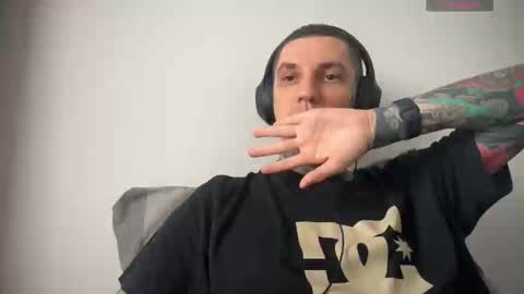    online show from 26, 2, 2025