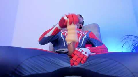 Max online show from 12, 11, 2025