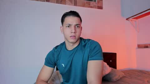 max online show from 24, 9, 2025
