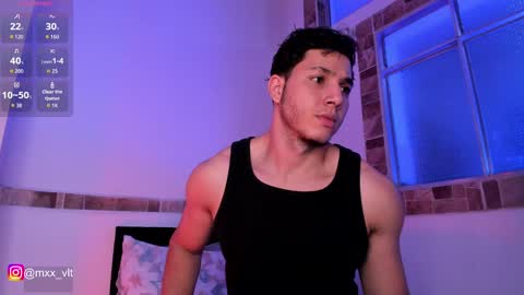 Snapshot of max_valiant1 chatting on 5, 11, 2025 max_valiant1 online show from 5, 11, 2025