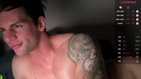 Snapshot of maxandtam chatting on 12, 1, 2025 Max online show from 12, 1, 2025