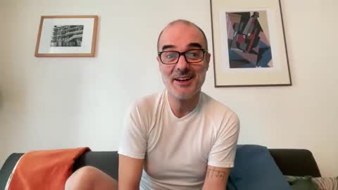 Max Mikado online show from 12, 2, 2026