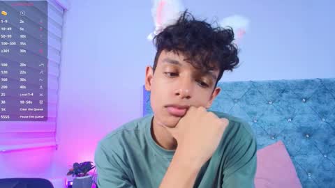 M A X F R O S T   online show from 4, 2, 2026