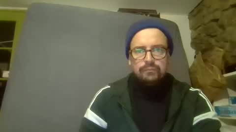 maxhorn591 online show from 9, 3, 2026