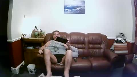 MAX online show from 12, 12, 2024