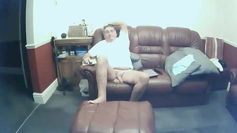 MAX online show from 13, 10, 2025